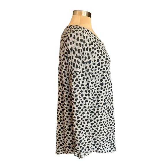 For the Republic Gray Black Hearts Knit Top Sz 2X Casual Lounge Soft Cozy Warm - Picture 2 of 7